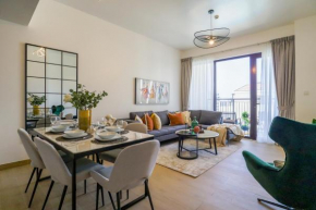 HiGuests - Beautiful flat on the seafront, La Mer Dubai